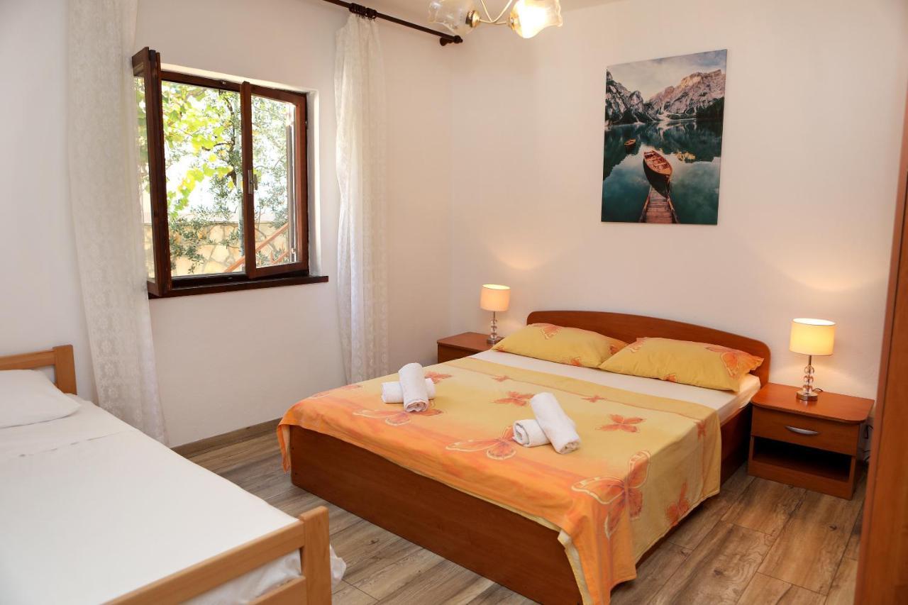 Apartman Gilan Seget Vranjica Exteriér fotografie