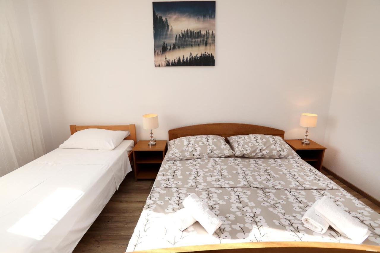 Apartman Gilan Seget Vranjica Exteriér fotografie