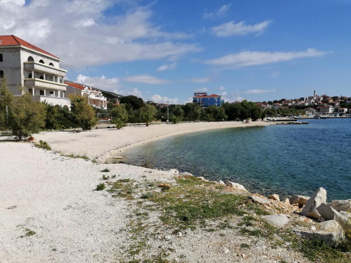 Apartman Gilan Seget Vranjica Exteriér fotografie